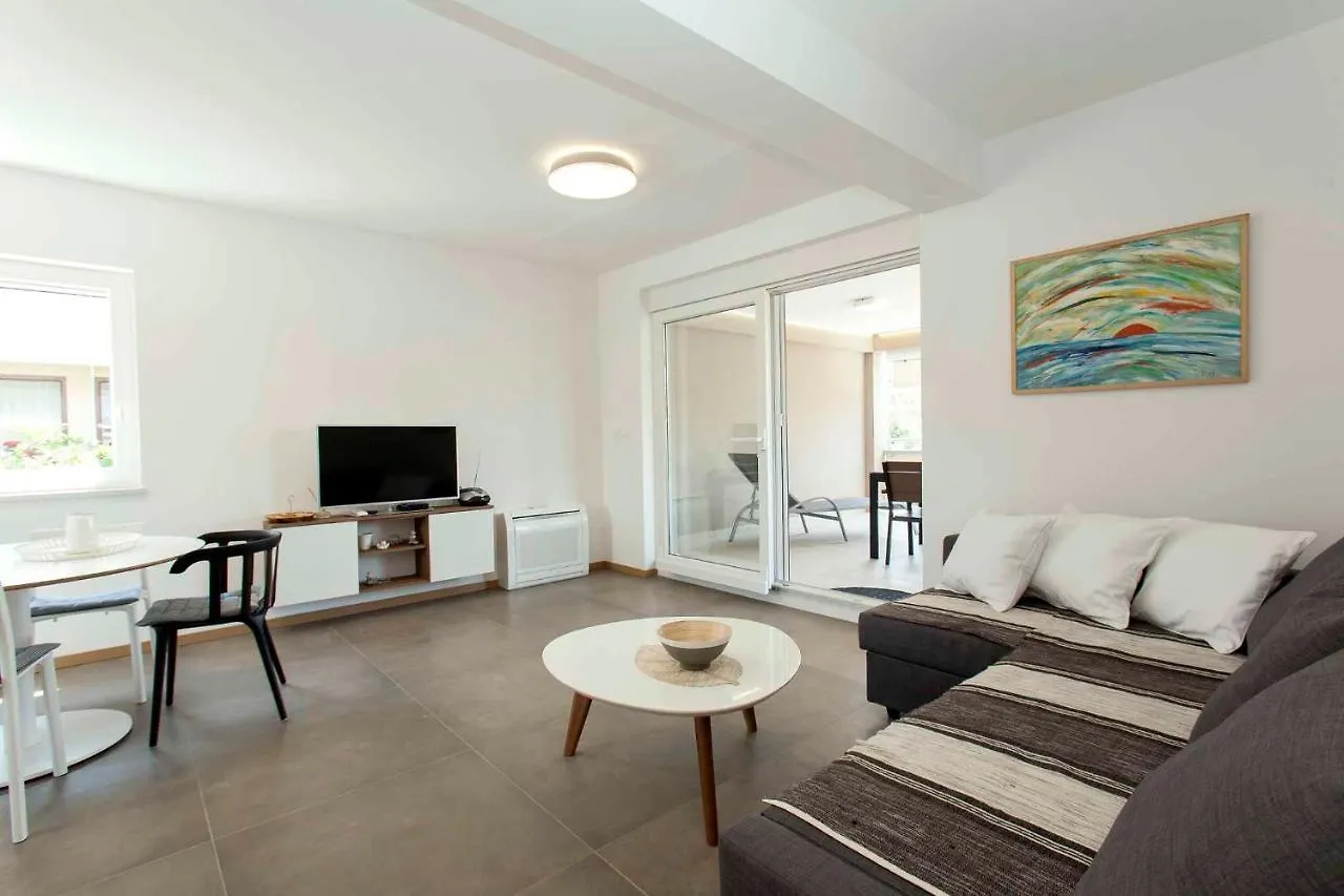 Apartments In Malinska - Insel Krk 41821
