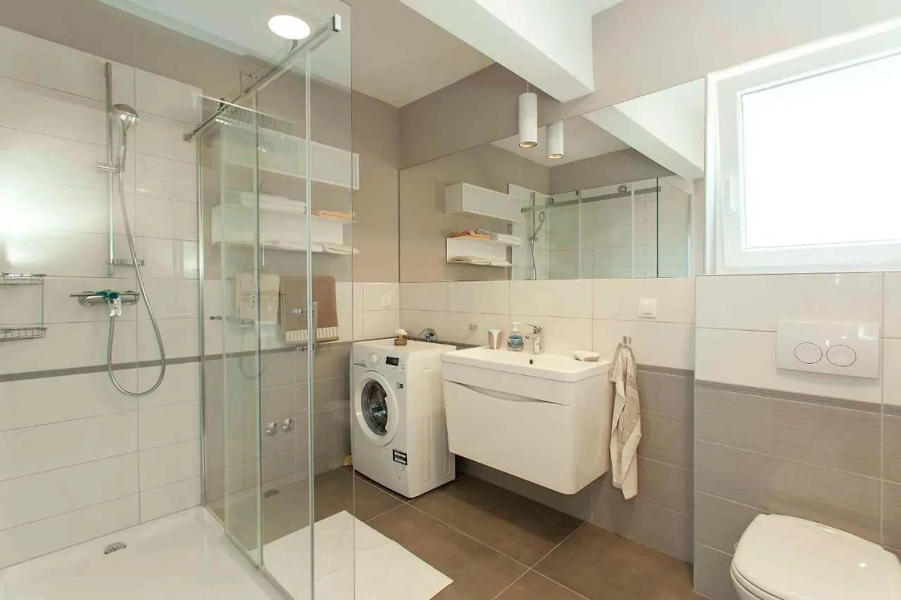Apartments In Malinska - Insel Krk 41821 Hırvatistan