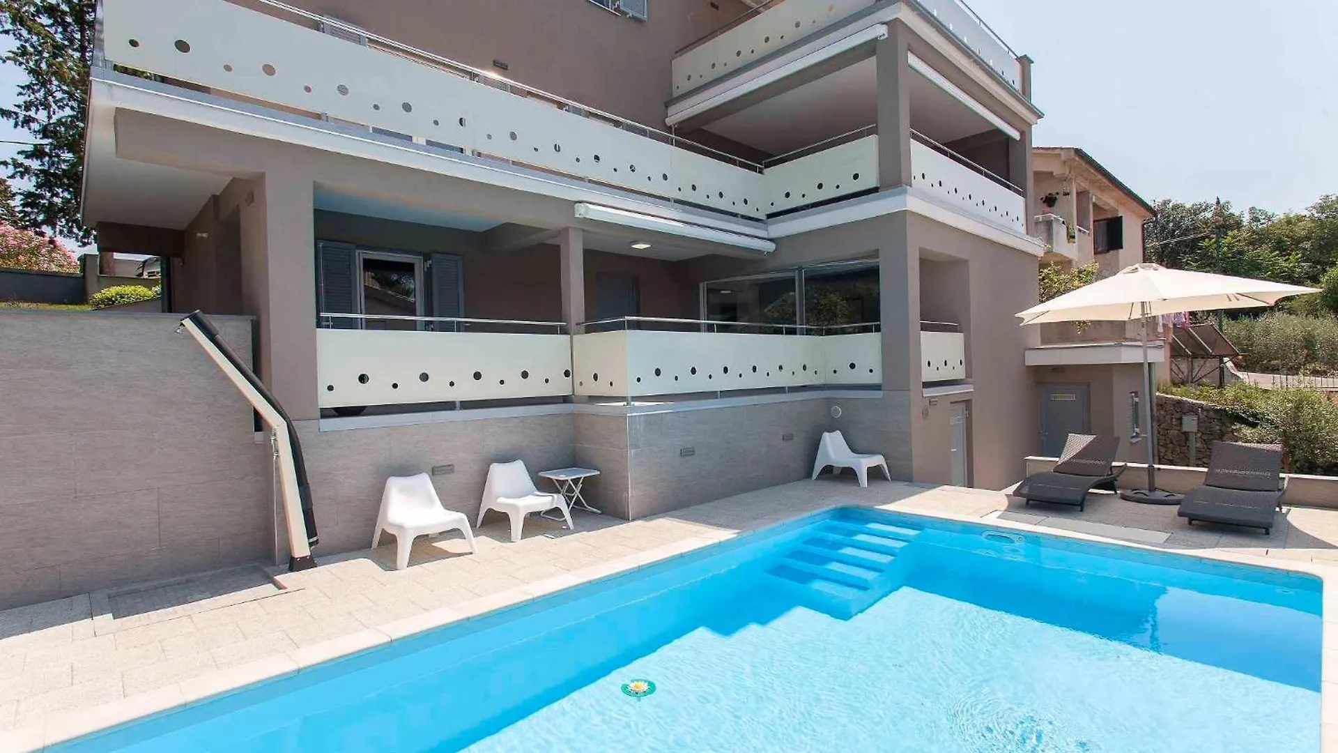 Apartments In Malinska - Insel Krk 41821 Hırvatistan